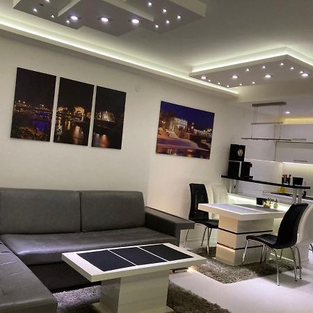 Grey Apartment Ниш Екстер'єр фото