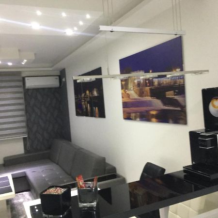 Grey Apartment Ниш Екстер'єр фото