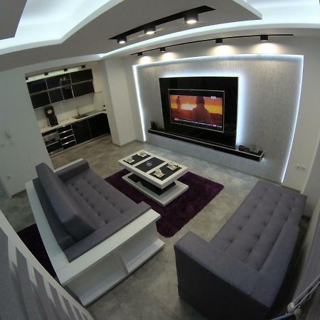 Grey Apartment Ниш Екстер'єр фото