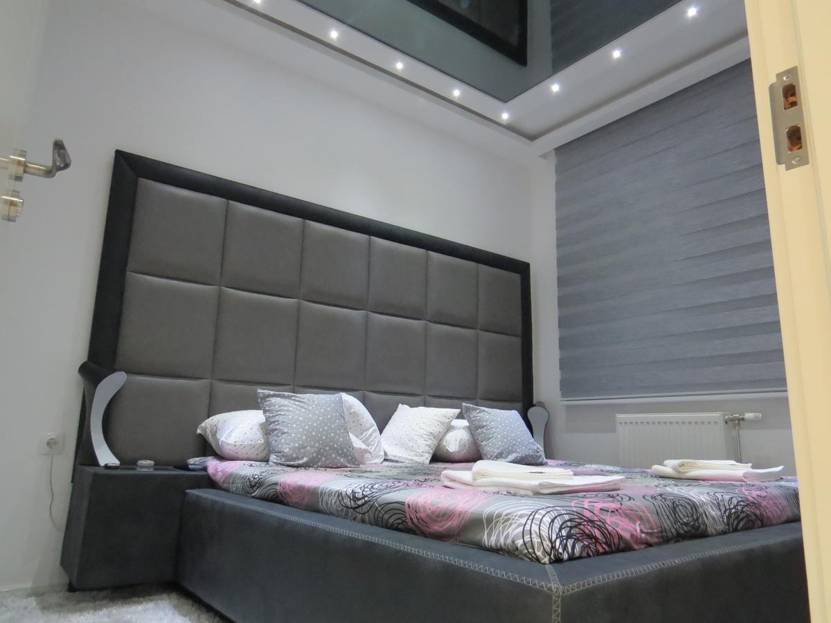 Grey Apartment Ниш Екстер'єр фото