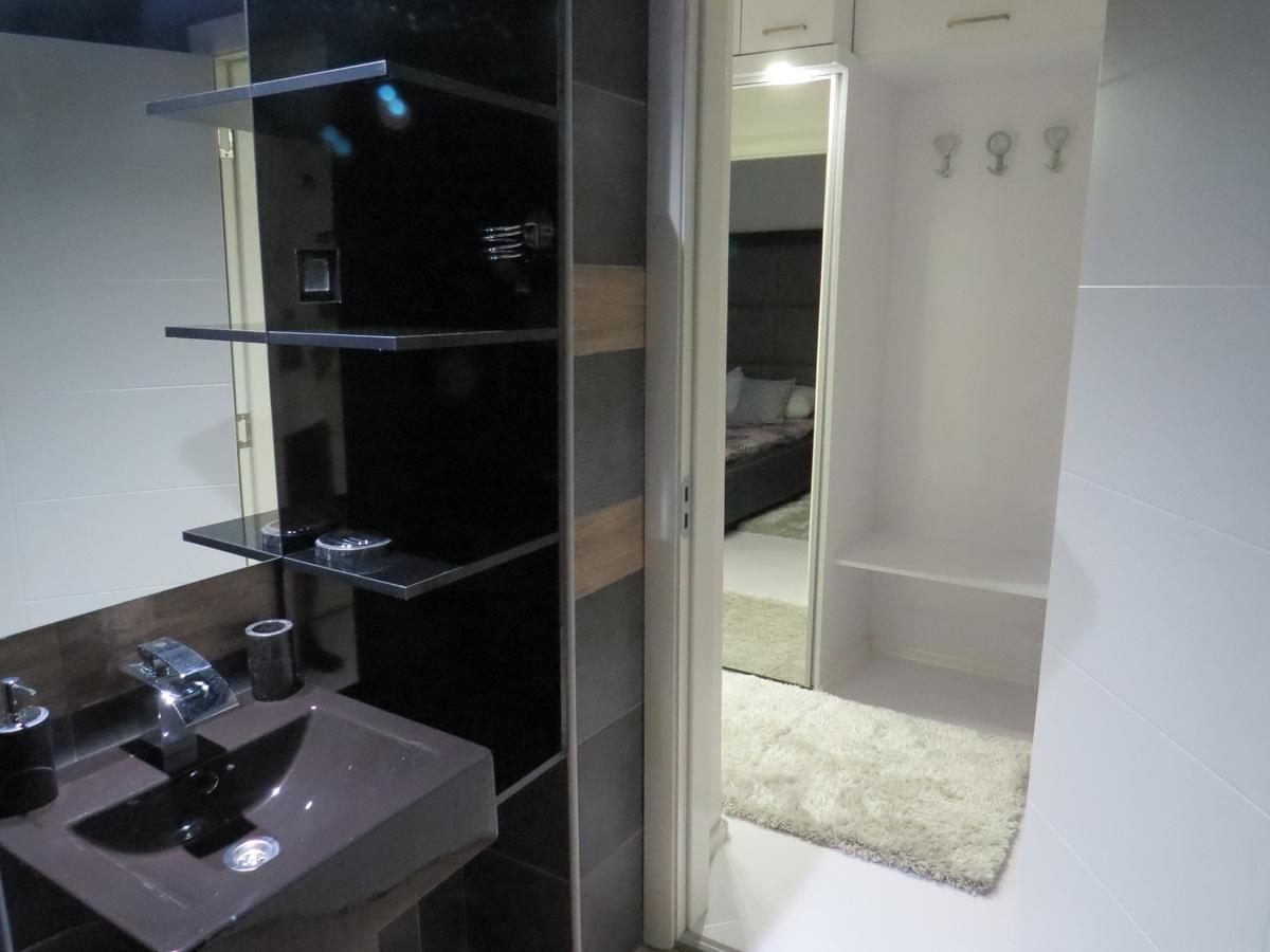 Grey Apartment Ниш Екстер'єр фото