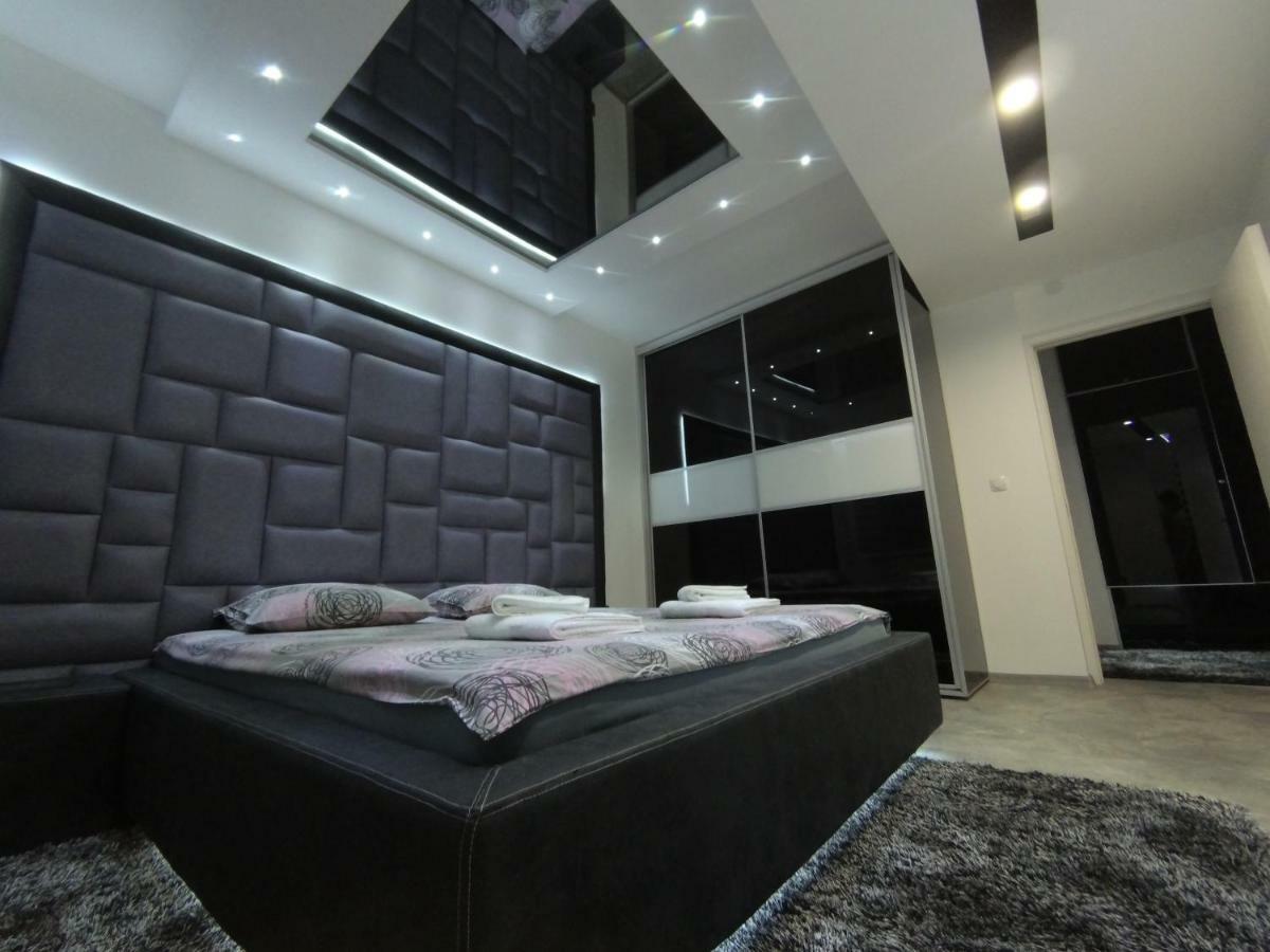 Grey Apartment Ниш Екстер'єр фото