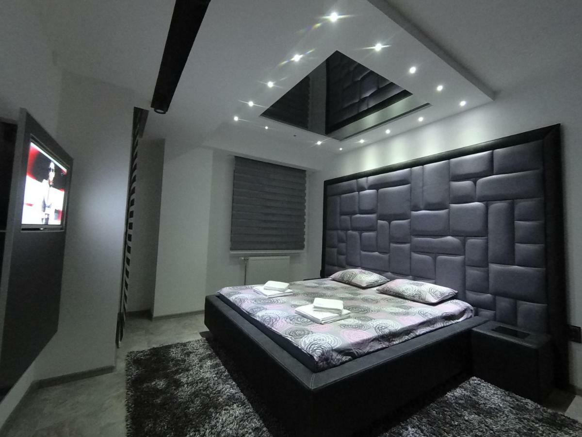 Grey Apartment Ниш Екстер'єр фото