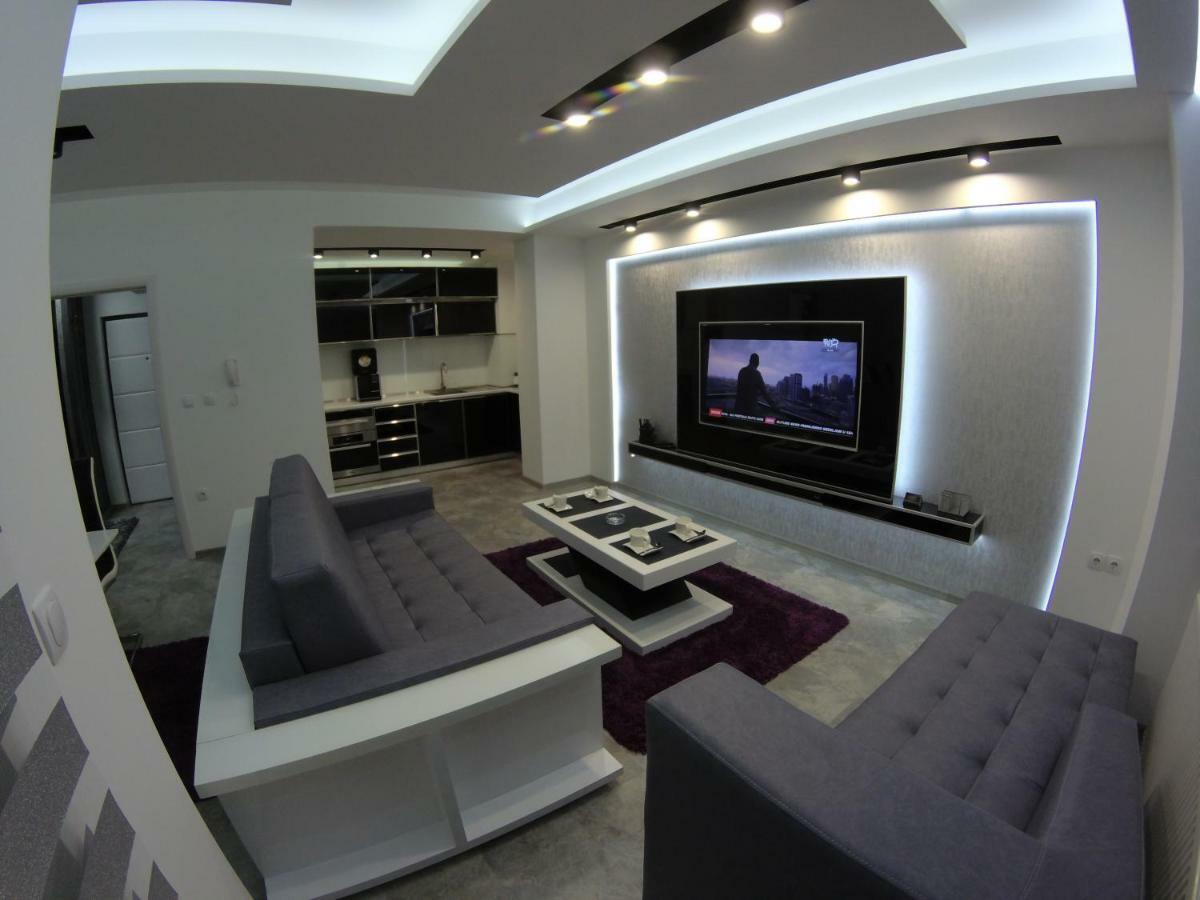 Grey Apartment Ниш Екстер'єр фото