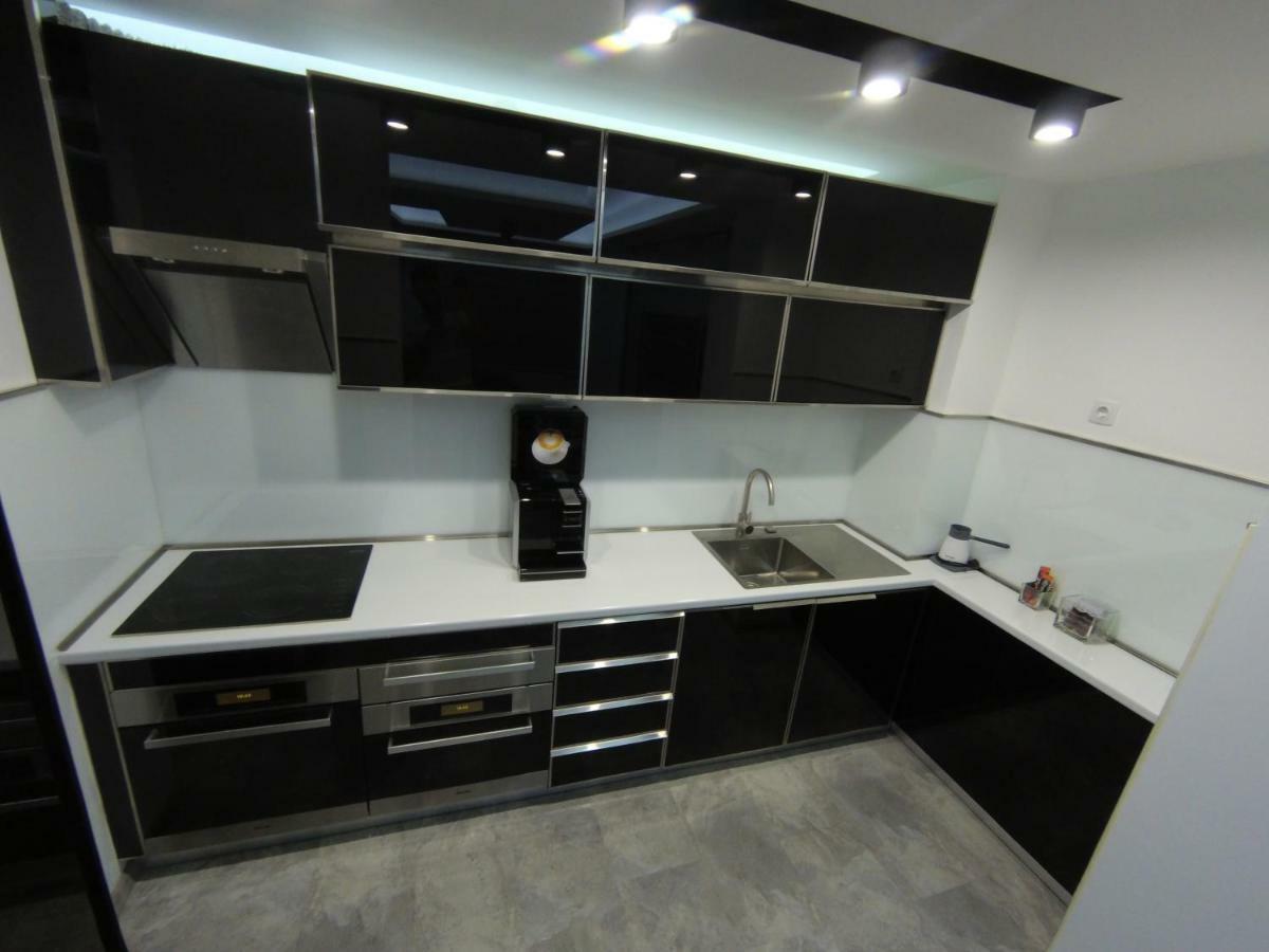 Grey Apartment Ниш Екстер'єр фото