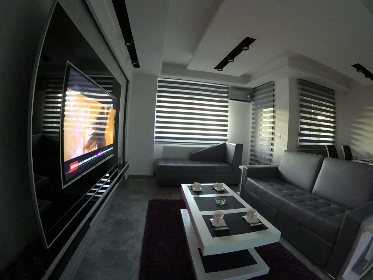 Grey Apartment Ниш Екстер'єр фото